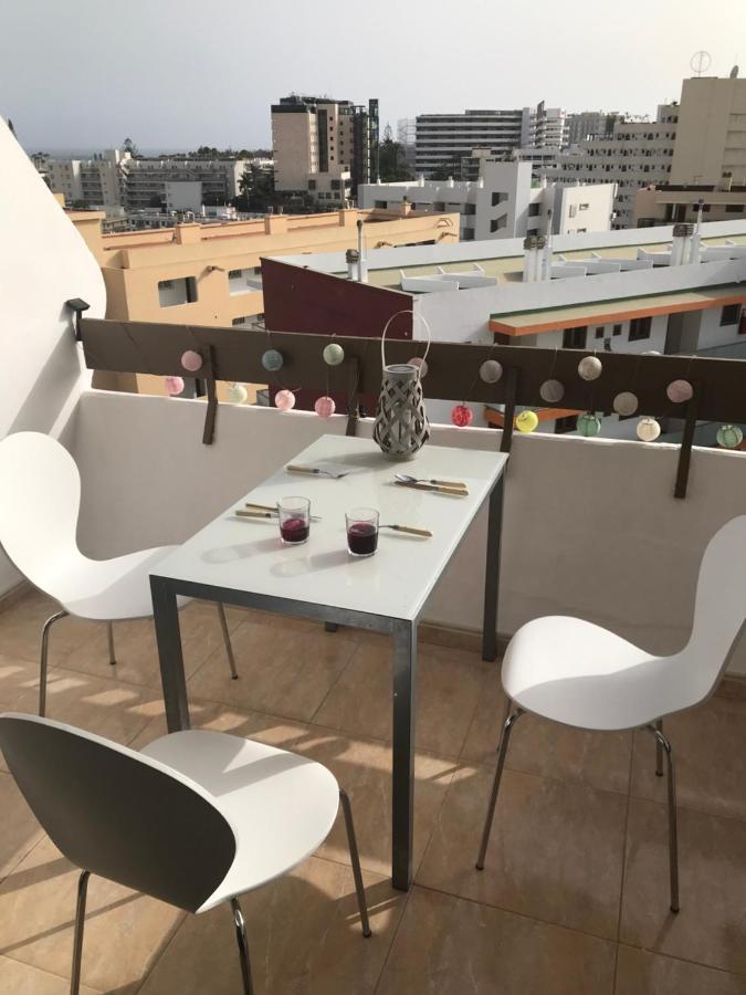 Yumbo Beach Apartment 2 With High Speed Free Internet San Bartolome Bagian luar foto