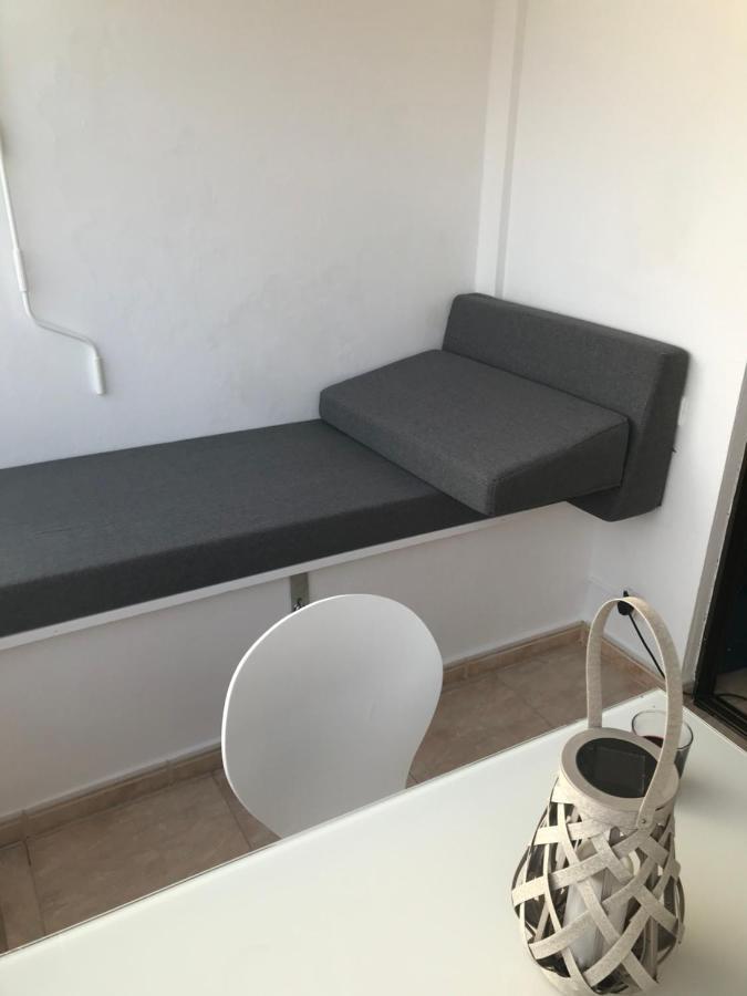 Yumbo Beach Apartment 2 With High Speed Free Internet San Bartolome Bagian luar foto