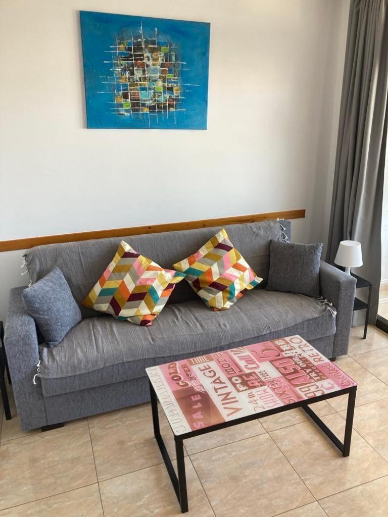 Yumbo Beach Apartment 2 With High Speed Free Internet San Bartolome Bagian luar foto
